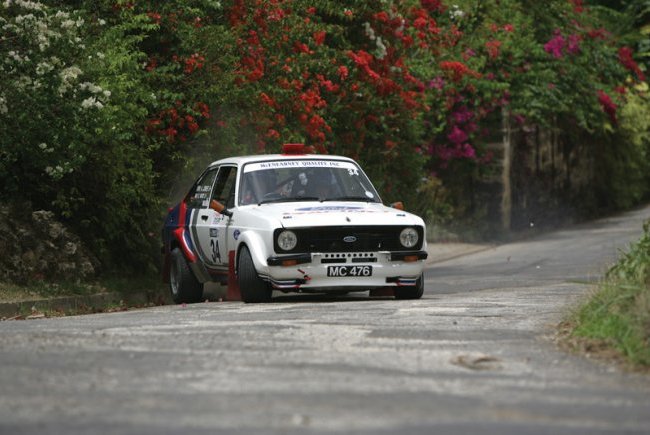 RB06 Jones Scandi Easy Hall RB06 Jones Scandi Easy Hall